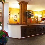 Dolonne Hotel 3*
