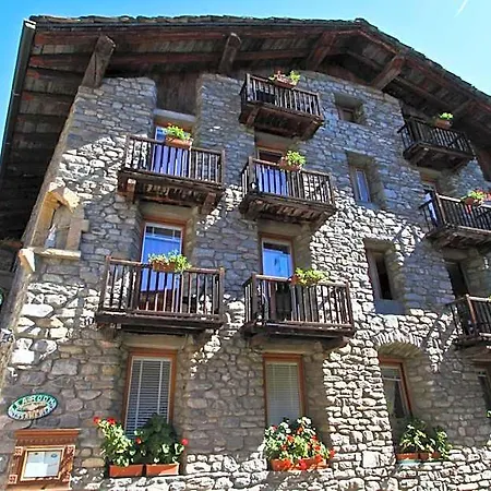 Dolonne Hotel Courmayeur