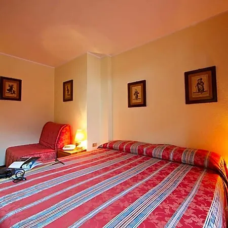 Dolonne Hotel 3*