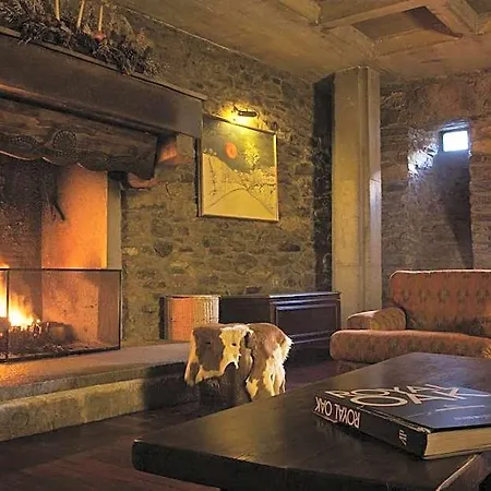 Dolonne Hotel